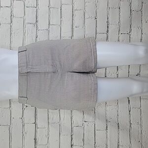 Banana Republic Cotton Striped Seersucker Flat Front Chino Short in Gray/White